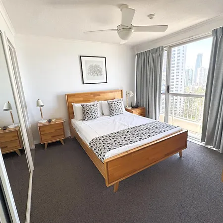 Surfers Beachside Holiday Apartments-3